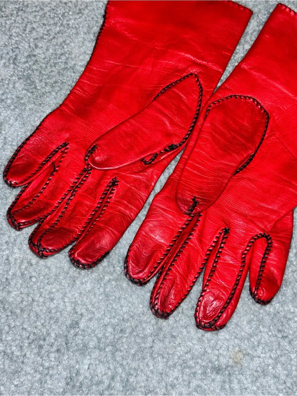 Vintage Gloves by Superb Red Leather Gloves Large Black Whip Stitch Mod Boho